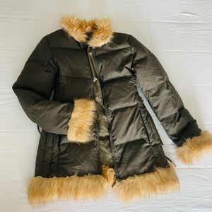 Puff jacket with fur